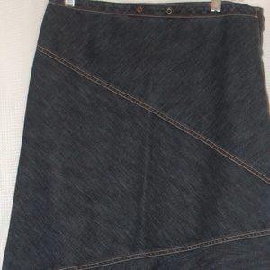CONTRAST Denim Blue Skirt With a Flared Hemline Size 3